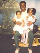 herman-bell-granddaughters-simone-6-sage-3-0507-in-ny-prison-web-res2, SF County Jail’s cruel and unusual punishment of Herman Bell of the San Francisco 8, Behind Enemy Lines 