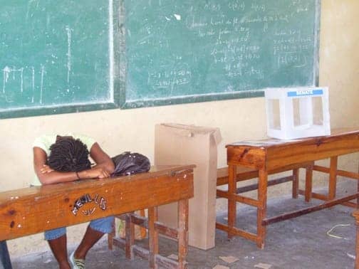 haiti-election-poll-workers-nap-062109-by-c2a92009-ronald-fareau-hip-web, Haiti’s voters support Lavalas, boycott election, World News & Views 