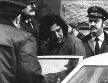 Leonard-Peltier-arrested-in-Vancouver-Canada-1976, Fromme-Peltier: Inequality of mercy, Abolition Now! 