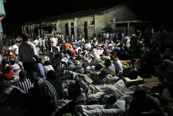 Haiti-earthquake-sleeping-in-street-PAP-011210-by-Reuters, Kouraj cherie: Dispatches from Port au Prince, Haiti, World News & Views 