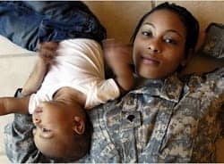 Alexis-Hutchinson-Kamani-021110-by-James-Dao-NYT, Army to discharge single mom rather than court-martial her, News & Views 