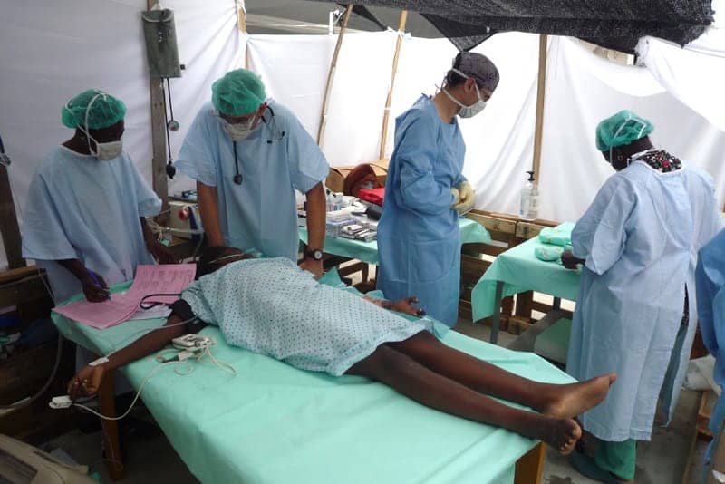 Haiti-earthquake-Cuban-doctors-save-womans-gangrene-arm-by-BBC-web1, The big lies against Cuba, World News & Views 