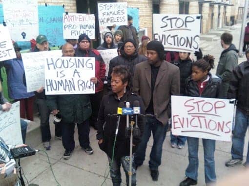 Chicago-Anti-Eviction-Campaign-defends-public-housing-family-from-eviction, Vacant homes for homeless families, News & Views 