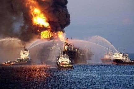 Oil-rig-fire-Gulf-c.-042010-by-AP, Fire on the bayou: Non-stop river of oil heads to Louisiana, Mississippi, Alabama and Florida, News & Views 
