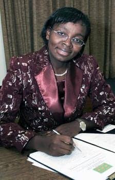 Victoire-Ingabire-Umuhoza-in-red-satin-lapels-writing1, Rwanda arrests Victoire Ingabire's American lawyer, Peter Erlinder, in Kigali, World News & Views 